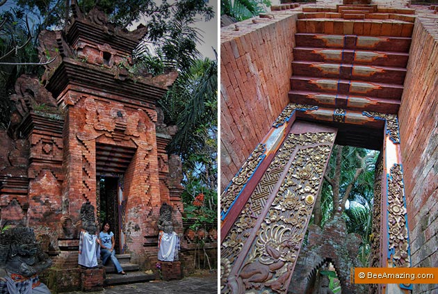 Arma traditional balinese door