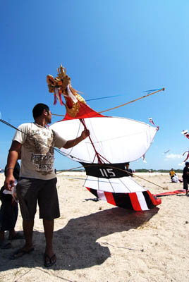 Bebean - Balinese giant kite